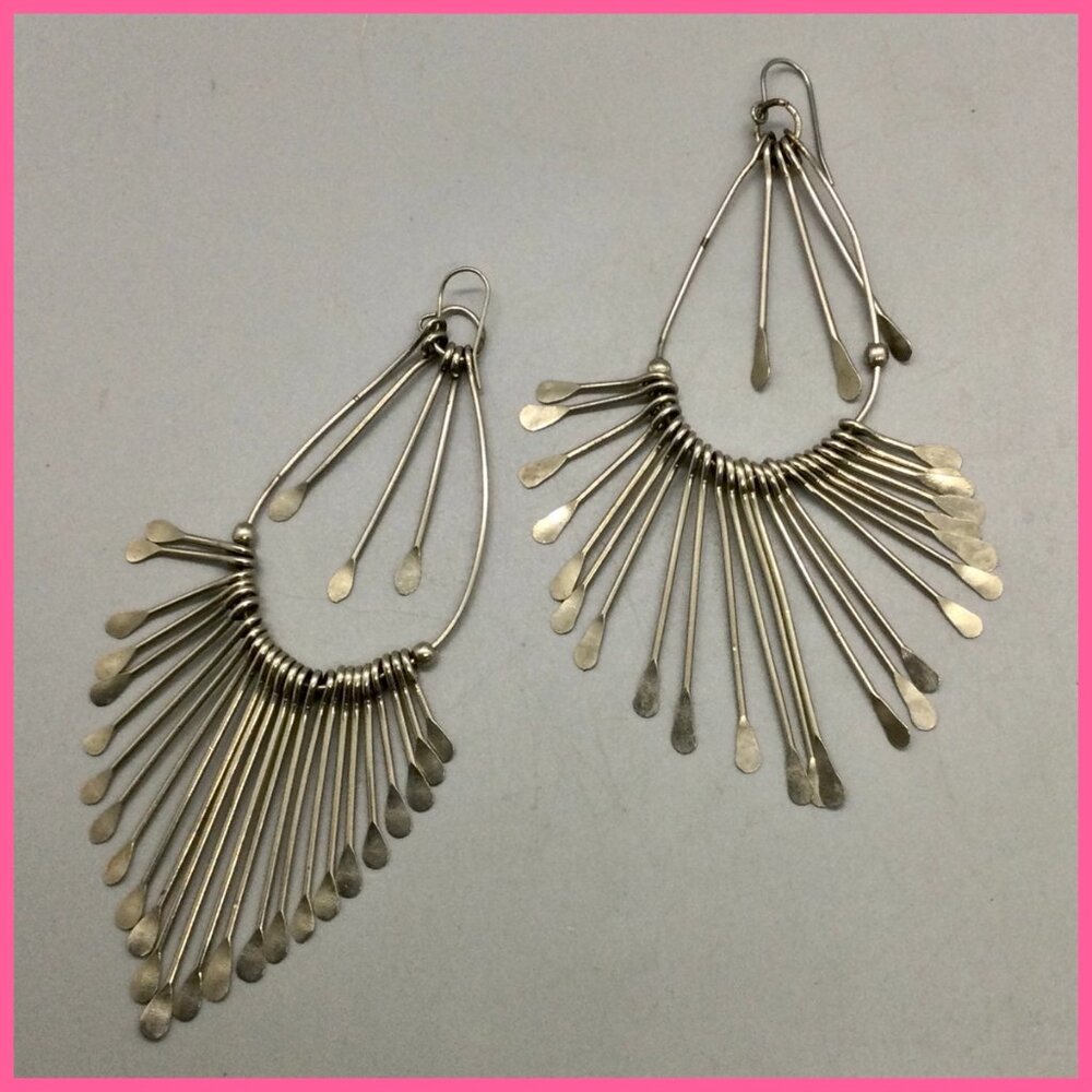 Vtg '70s Fan Paddle Earrings